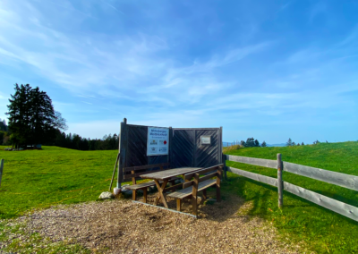 Sitzgelegenheit am Panoramaweg Oy-Mittelberg